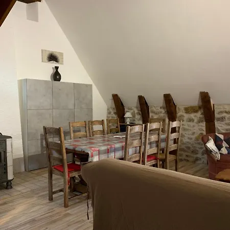 Marianne Lägenhet *